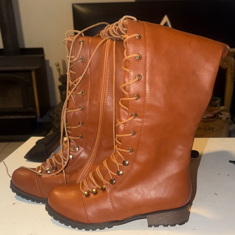 Women's Lace-Up Mid-Calf Boots in Cognac Brown